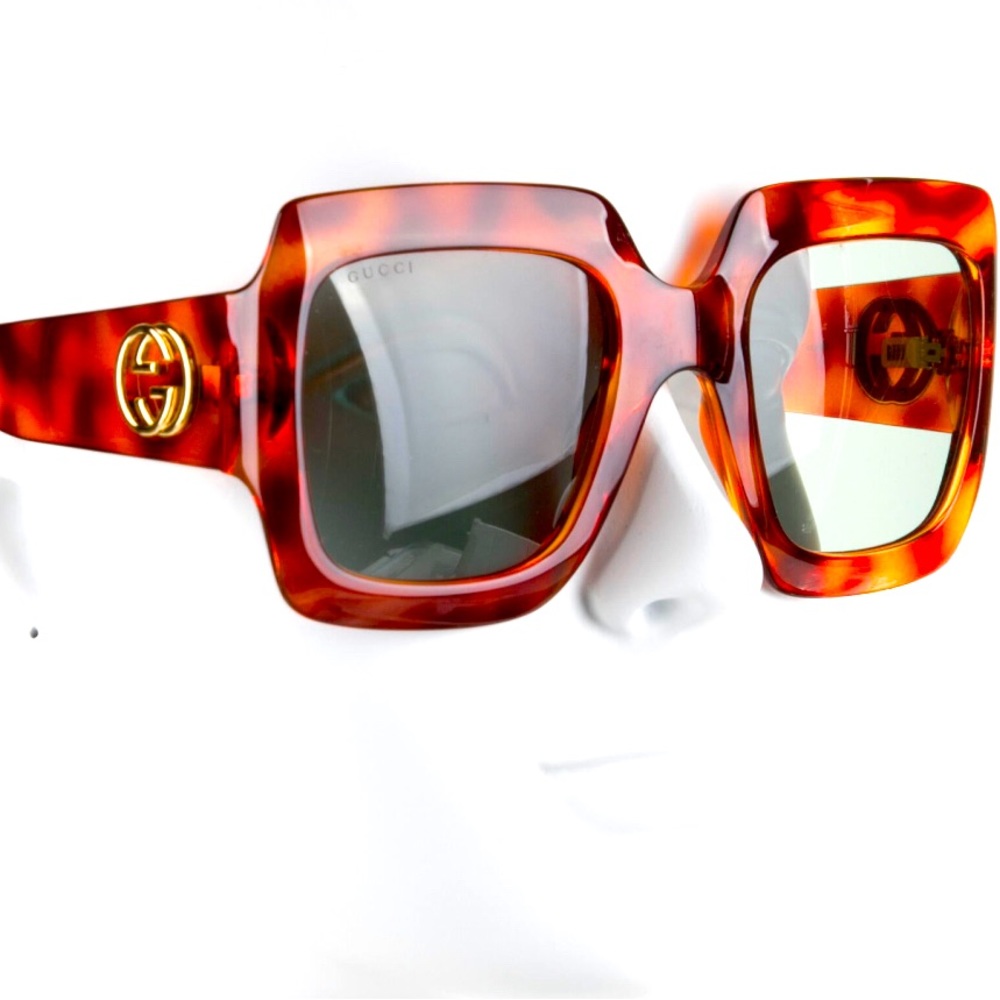 ⭐️⭐️Authentic BNWOT Oversize Gucci Sunglasses⭐️⭐️